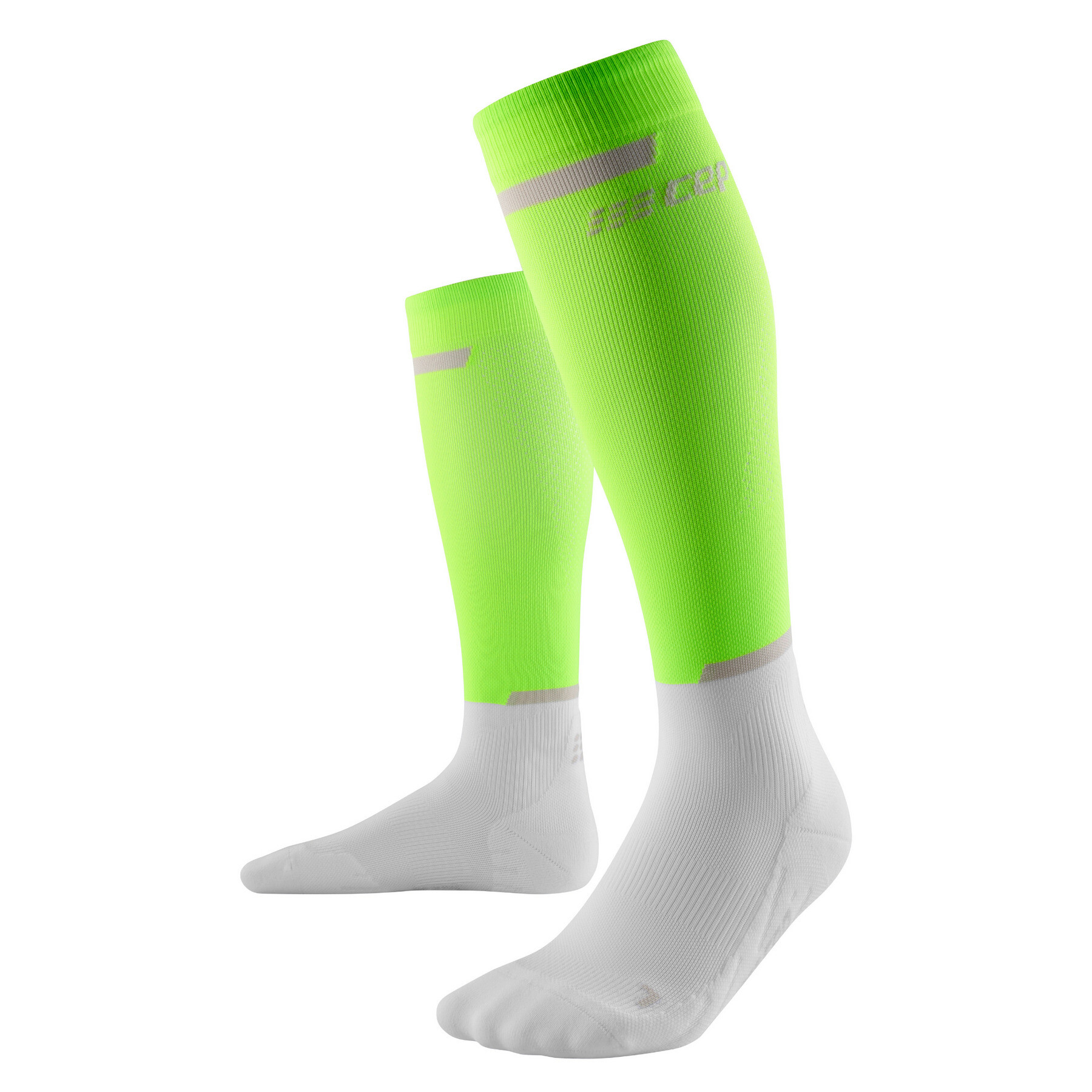 Le calze a compressione run socks, alte v4 CEP Compression
